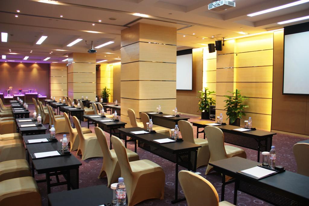 Jianguo Hotel Kanton Zewnętrze zdjęcie